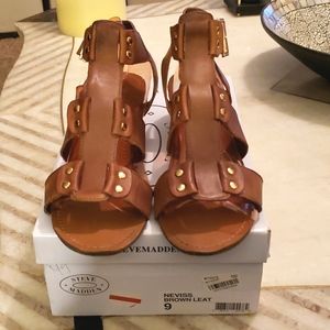 Steve Madden Nevins Brown Leather   Sandals Sz 9M